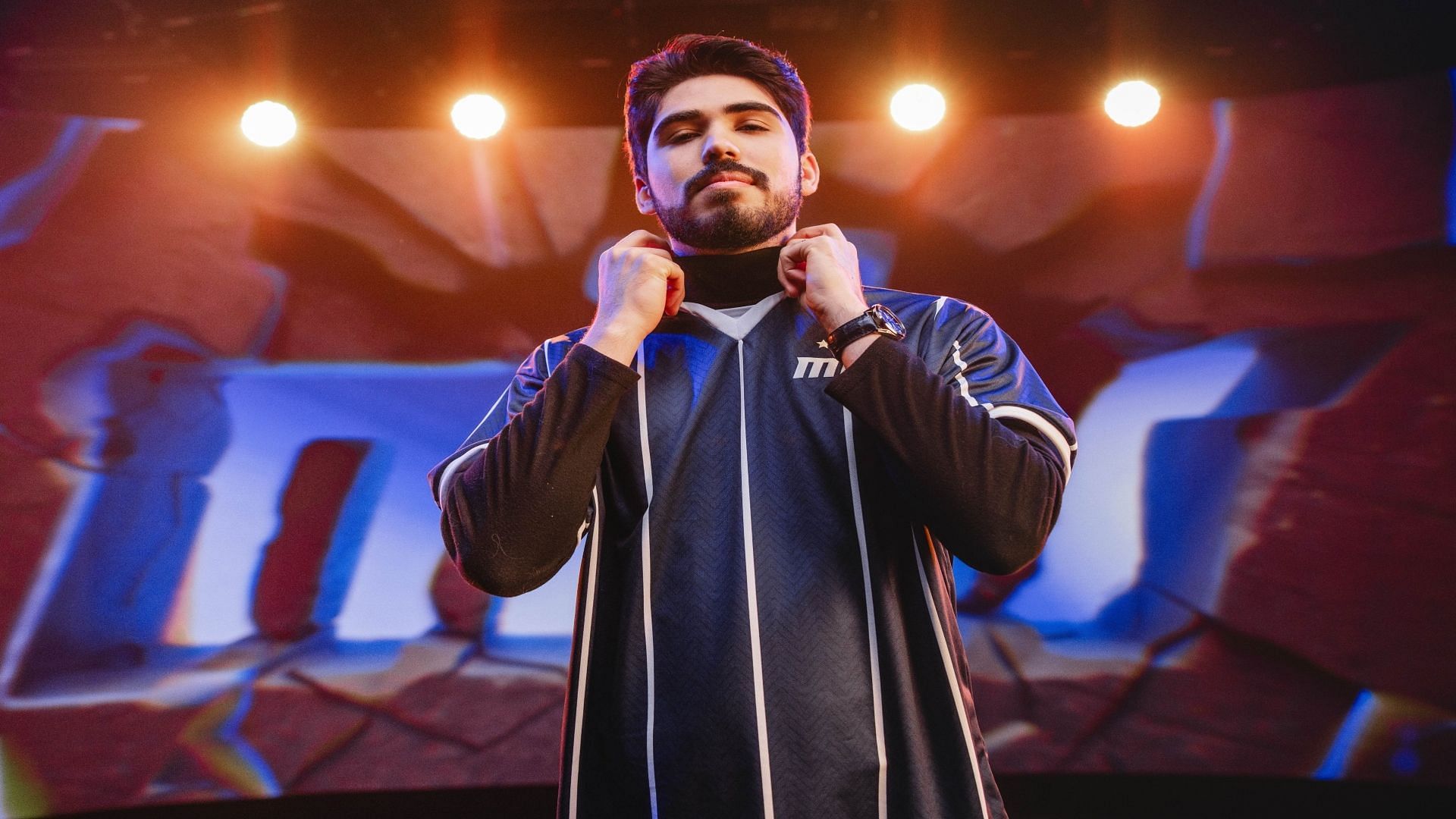 aspas flexing his MIBR jersey (Image via X/@MIBR)